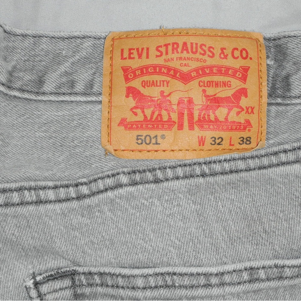 Levi's Light Gray Denim with Iconic Patch